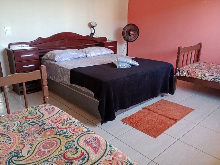 Apt - Família Espaçosa (2 Quartos Casal)