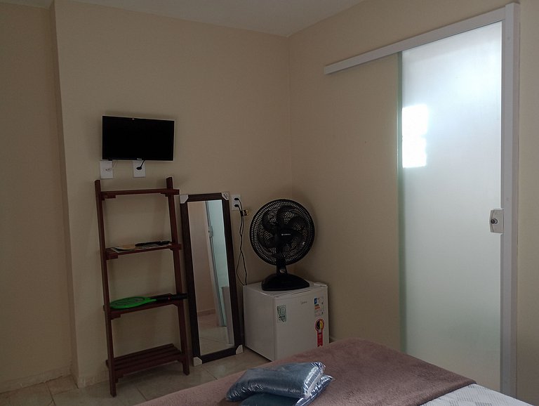 St.7 - Suíte Casal Pequeno (Ar-condicionado)